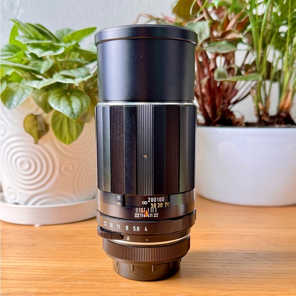 Super Takumar 200mm f4 Telephoto Lens - Picture 7 of 7